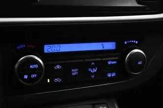 Toyota Auris, 1.8, 73 kW, hübriid, automaat, esivedu