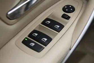 BMW 320, 1.6, 125 kW, bensiin, automaat, tagavedu