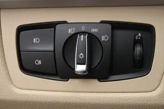 BMW 320, 1.6, 125 kW, bensiin, automaat, tagavedu