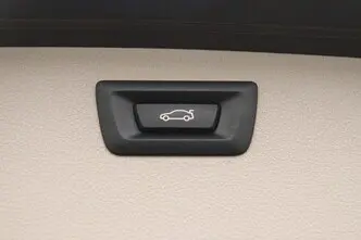 BMW 320, 2.0, 135 kW, bensiin, automaat, tagavedu