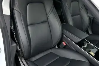 Tesla Model 3, 366 kW, elekter, automaat, nelikvedu