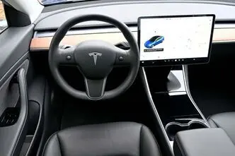 Tesla Model 3, elekter, automaat, nelikvedu