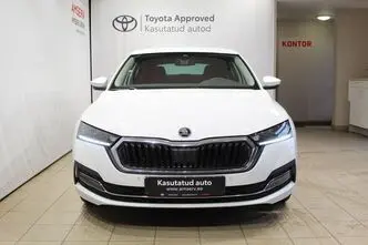 Škoda Octavia, 1.5, 110 kW, hybrid, automatic, front-wheel drive