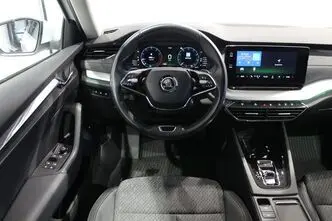 Škoda Octavia, 1.5, 110 kW, hybrid, automatic, front-wheel drive