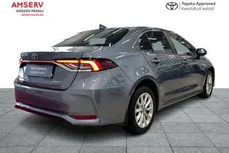 Toyota Corolla, 1.8, 72 kW, hybrid, automatic, front-wheel drive
