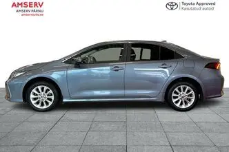 Toyota Corolla, 1.8, 72 kW, hybrid, automatic, front-wheel drive