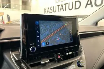 Toyota Corolla, 1.8, 72 kW, hybrid, automatic, front-wheel drive