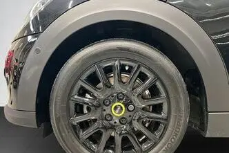 MINI Cooper SE, 135 kW, elekter, automaat, esivedu