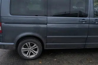 Volkswagen Multivan, 2.5, 128 kW, diesel, automatic, front-wheel drive