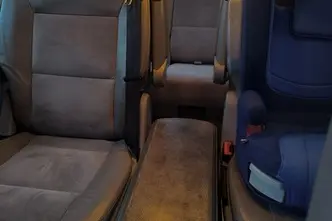 Volkswagen Multivan, 2.5, 128 kW, diesel, automatic, front-wheel drive