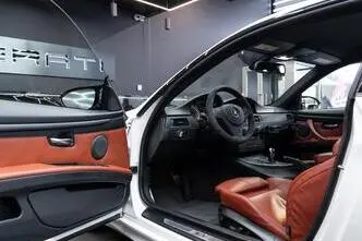 BMW M3, 4.0, 309 kW, bensiin, automaat, tagavedu