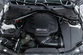 BMW M3, 4.0, 309 kW, bensiin, automaat, tagavedu