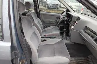 Ford Sierra, 2.0, 88 kW, petrol, manual, rear-wheel drive