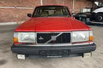 Volvo 240, 2.4, bensiin, manuaal, tagavedu