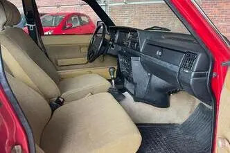 Volvo 240, 2.4, bensiin, manuaal, tagavedu