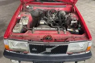 Volvo 240, 2.4, bensiin, manuaal, tagavedu