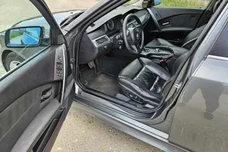 BMW 525, 2.5, 120 kW, diesel, automatic, rear-wheel drive