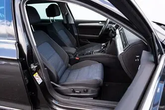 Volkswagen Passat, 1.4, 160 kW, bensiin, automaat, esivedu