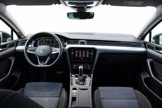 Volkswagen Passat, 1.4, 160 kW, bensiin, automaat, esivedu