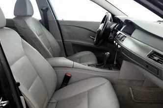 BMW 523, 2.5, 176 kW, petrol, automatic, rear-wheel drive