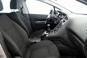 Peugeot 5008, 1.6, 115 kW, bensiin, manuaal, esivedu