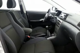 Toyota Corolla, 1.6, 81 kW, bensiin, manuaal, esivedu