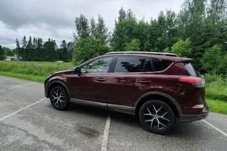 Toyota RAV4, 2.0, 112 kW, petrol, automatic, four-wheel drive