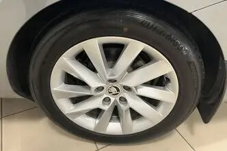 Škoda Superb, 1.5, 110 kW, bensiin, automaat, esivedu