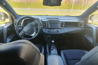 Toyota RAV4, 2.0, 112 kW, petrol, automatic, four-wheel drive