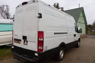 Iveco Daily, 93 kW, diisel, manuaal, tagavedu