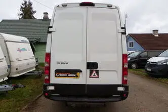 Iveco Daily, 93 kW, diisel, manuaal, tagavedu