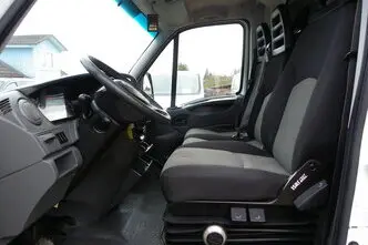 Iveco Daily, 93 kW, diisel, manuaal, tagavedu