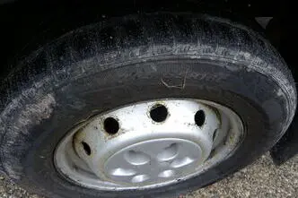 Iveco Daily, 93 kW, diisel, manuaal, tagavedu