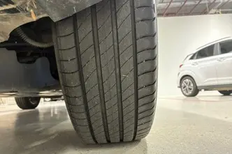 Citroën C4, electric, automatic, front-wheel drive