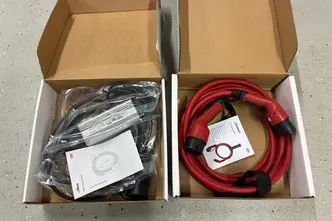 Citroën C4, electric, automatic, front-wheel drive