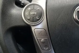 Toyota Prius+, 1.8, 73 kW, hybrid, automatic, front-wheel drive