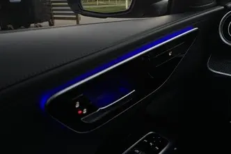 Mercedes-Benz C 300, 2.0, 195 kW, hybrid, automatic, rear-wheel drive