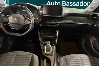 Peugeot 208, 1.2, 74 kW, bensiin, automaat, esivedu