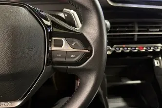 Peugeot 208, 1.2, 74 kW, bensiin, automaat, esivedu