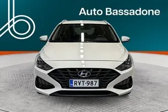 Hyundai i30, 1.5, 80 kW, бензин, механическая, передний привод