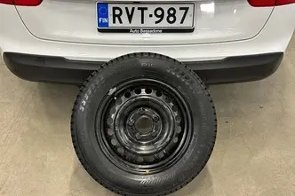 Hyundai i30, 1.5, 80 kW, бензин, механическая, передний привод