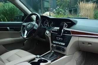 Mercedes-Benz C 300, 3.5, 225 kW, bensiin, automaat, nelikvedu