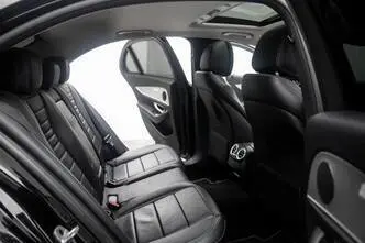 Mercedes-Benz E 350, 2.0, 210 kW, automaat, tagavedu