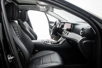 Mercedes-Benz E 350, 2.0, 210 kW, automaat, tagavedu