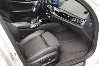 BMW 520, 2.0, 140 kW, dīzelis, automātiskā, pilnpiedziņa