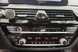 BMW 520, 2.0, 140 kW, dīzelis, automātiskā, pilnpiedziņa