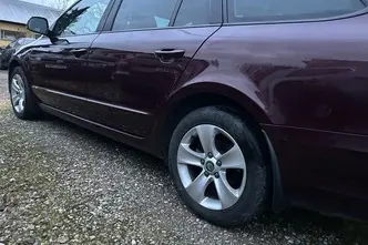 Škoda Superb, 1.4, 92 kW, bensiin, manuaal, esivedu