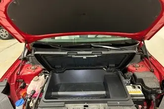 Hyundai Kona, 160 kW, elekter, automaat, esivedu