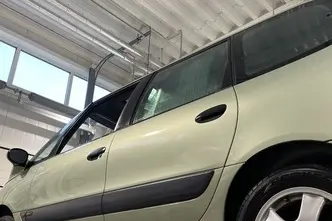 Renault Espace, 2.0, bensiin, manuaal, esivedu