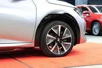 Peugeot 208, 100 kW, elekter, automaat, esivedu